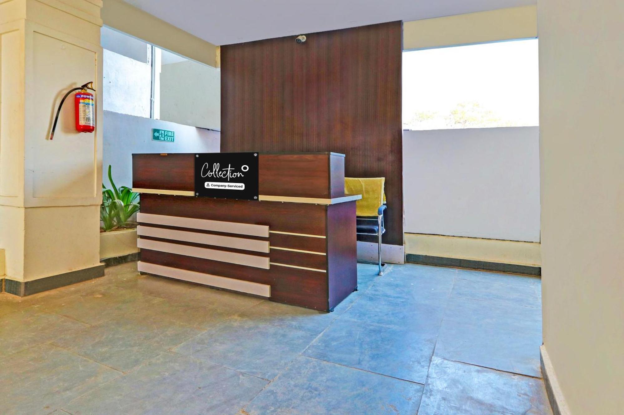 Hotel Super Collection O Gachibowli Phase 2 Near Isb Exterior foto