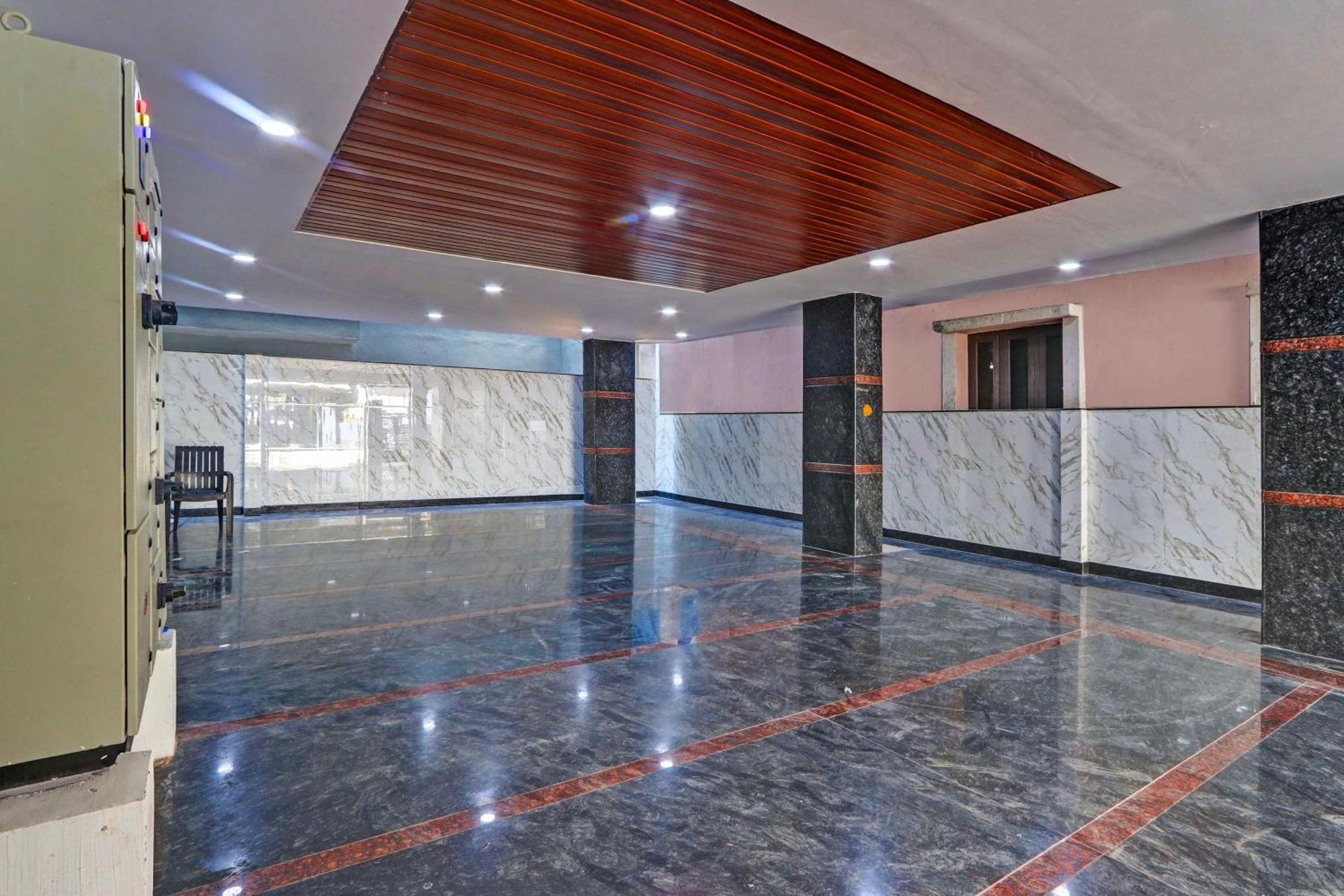 Hotel Super Collection O Gachibowli Phase 2 Near Isb Exterior foto
