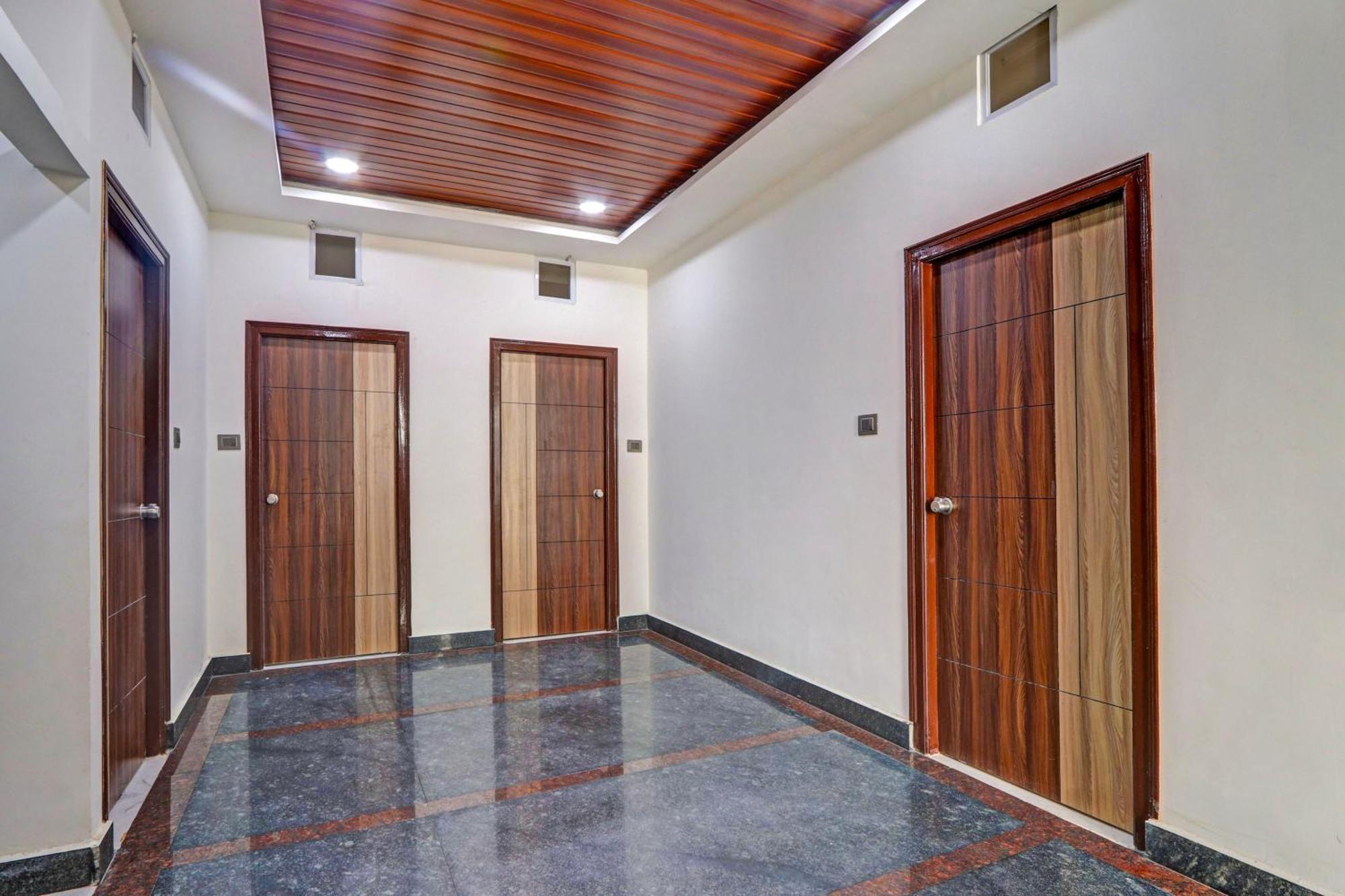 Hotel Super Collection O Gachibowli Phase 2 Near Isb Exterior foto